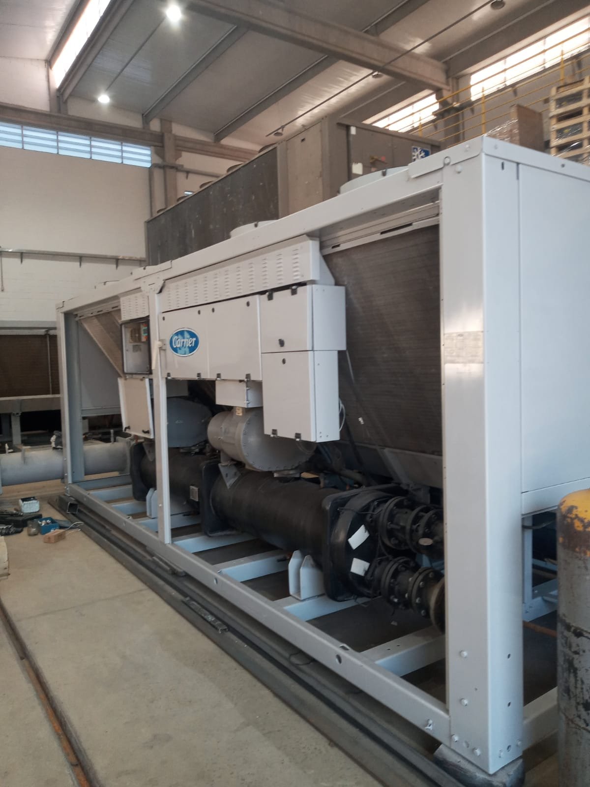 Locação de Chiller Carrier 162 Tr